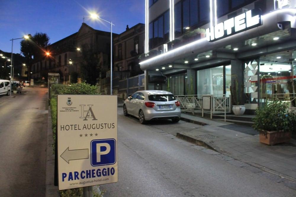 Augustus Hotel Ottaviano Exterior foto